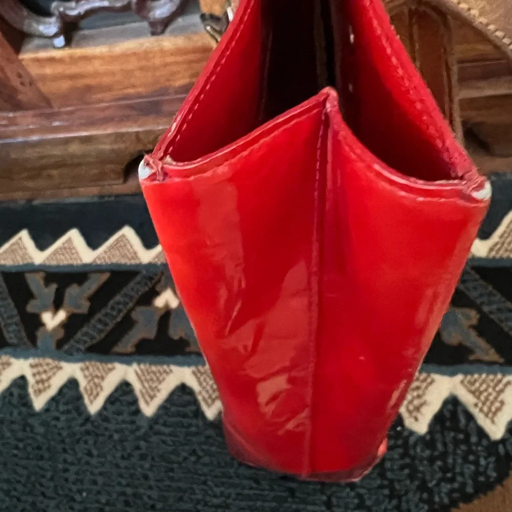 *Sold* Louis Vuitton Vernis Red Patent Leather Tote Handbag Authenticated! - Picture 10 of 16
